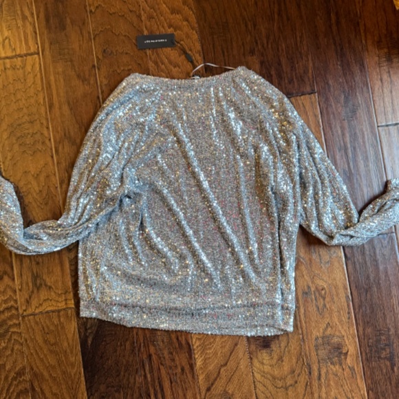 Cable and Gauge Glitter Shirt - Picture 6 of 6